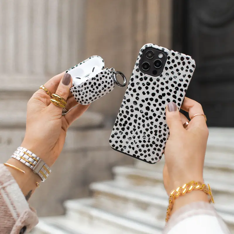 Burga Almond Latte - Apple AirPods 4 & AirPods 4 ANC Suojakotelo - 2999573