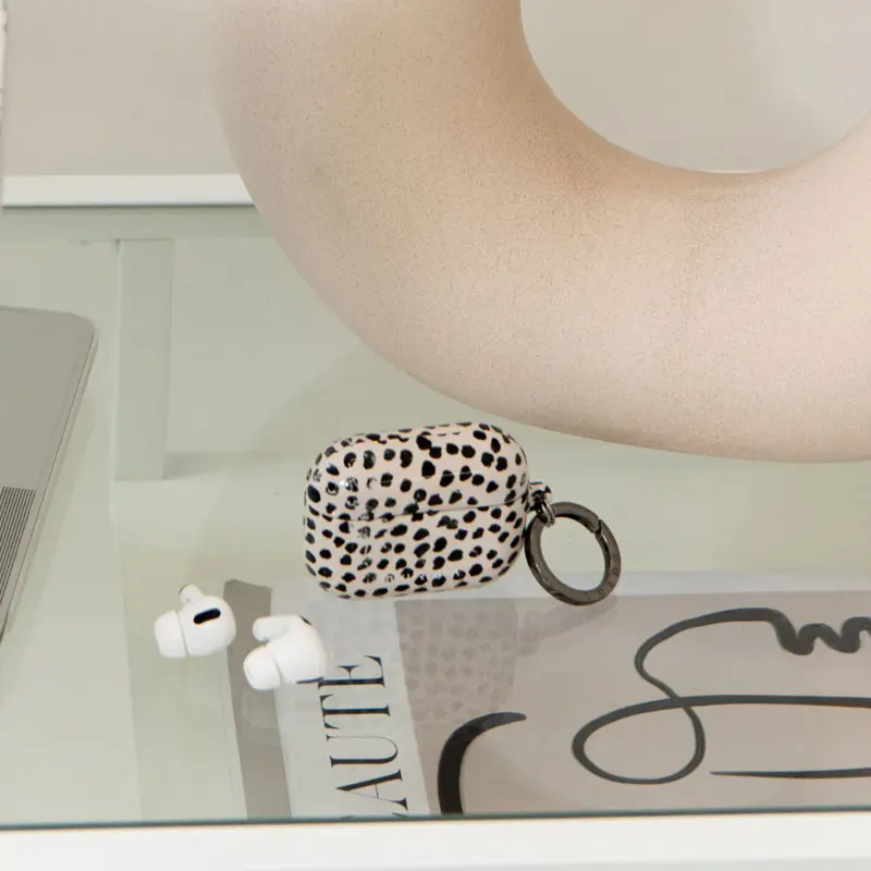 Burga Almond Latte - Apple AirPods 4 & AirPods 4 ANC Suojakotelo - 2999573