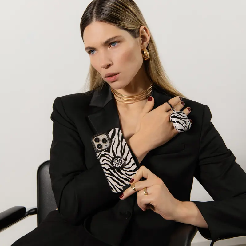 Burga Imperial - Apple AirPods 4 & AirPods 4 ANC Suojakotelo - 2999770