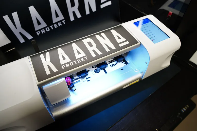 Kaarna leikkuri Kaarna näytönsuojille - 3011780