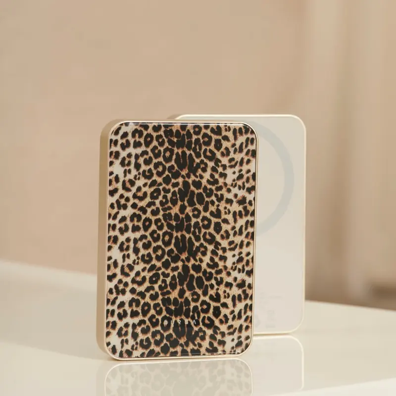 Burga Player - MagSafe Power Bank 5000 mAh Kulta - 4108185