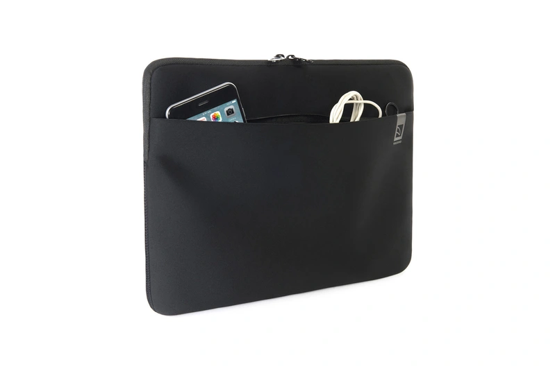 Tucano Top suojatasku MacBook Air 15