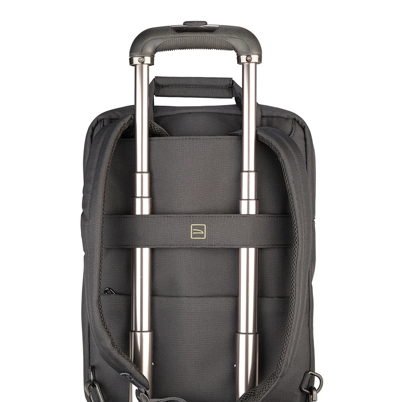 Tucano Work Out 4 tietokonereppu 16? Tummanharmaa - 5217836