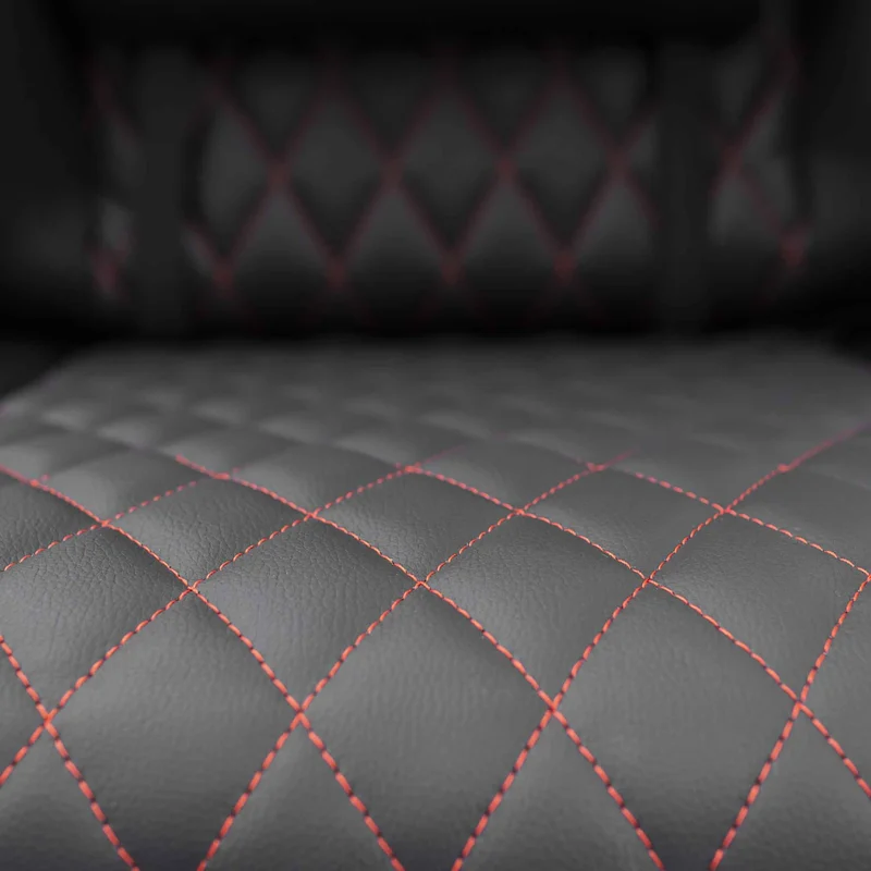 White Shark RACER TWO Pelituoli 120kg Musta/Punainen - 7326646