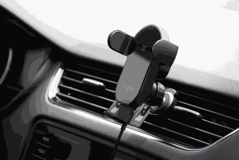 FIXED Matic 15W Puhelinteline ilmanvaihtoritilään - 8011185