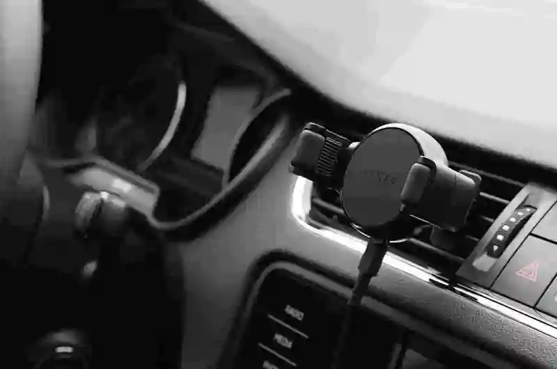 FIXED Roll 2 15W Puhelinteline ilmanvaihtoritilään - 8013827