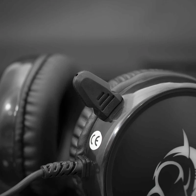 White Shark MARGAY On-Ear Pelikuulokkeet Musta - 2053964