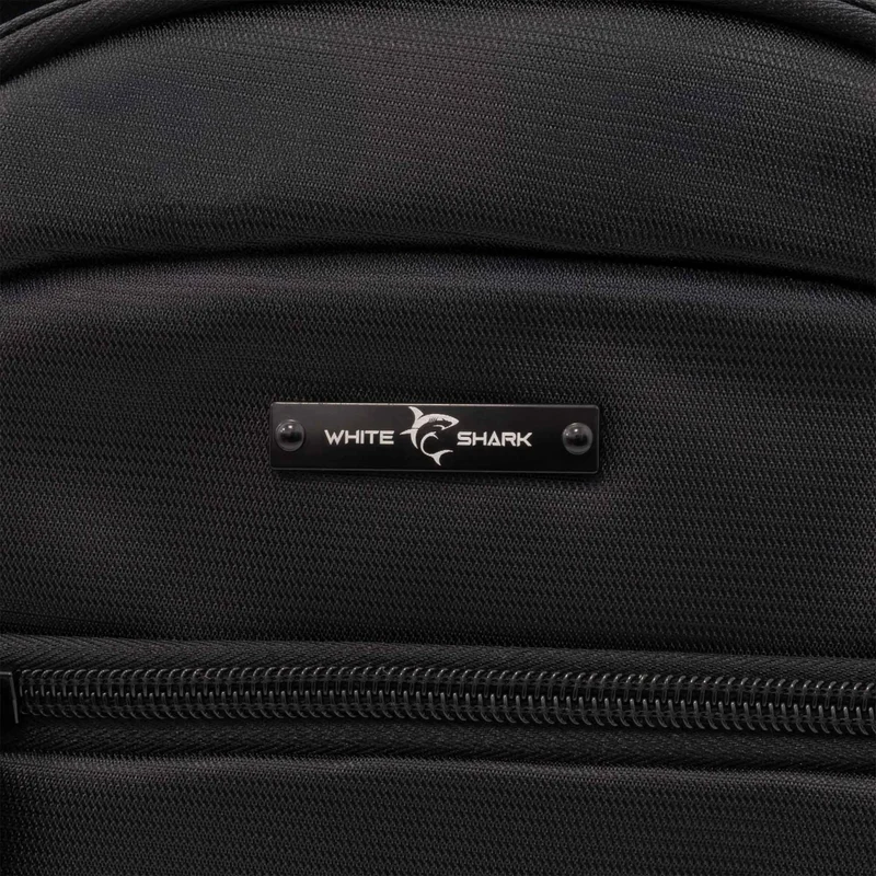 White Shark VANGUARD Pelikassi 16