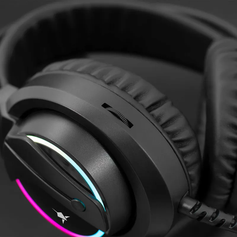 White Shark WOLF On-Ear Pelikuulokkeet Musta - 7326739