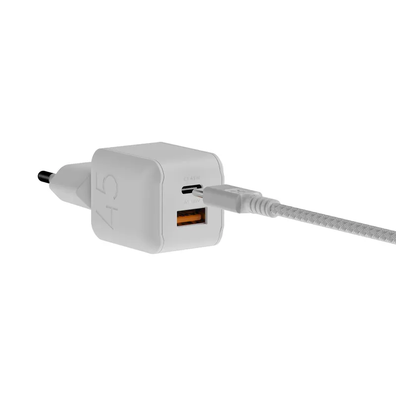 Xtorm 45W GaN3 NextGen Kotilaturi USB-C/A Valkoinen - 9510372