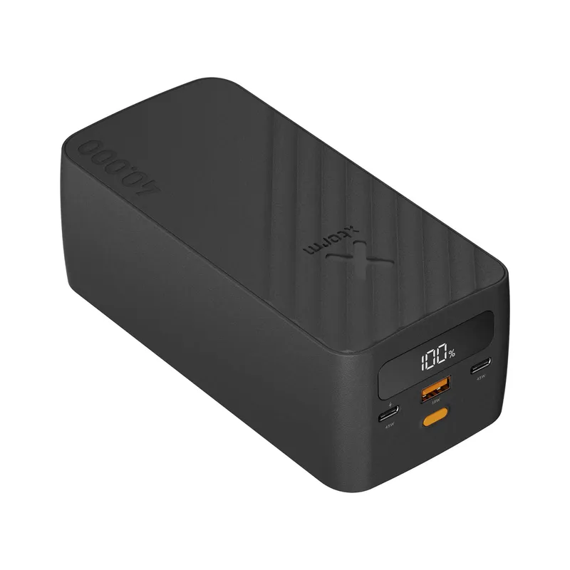 Xtorm Varavirta 40.000mAh 45W USB-C/C/A Musta - 9510301