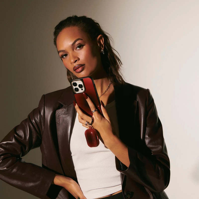 Burga No Talking - Apple AirPods Pro 2 Suojakotelo - 2884981