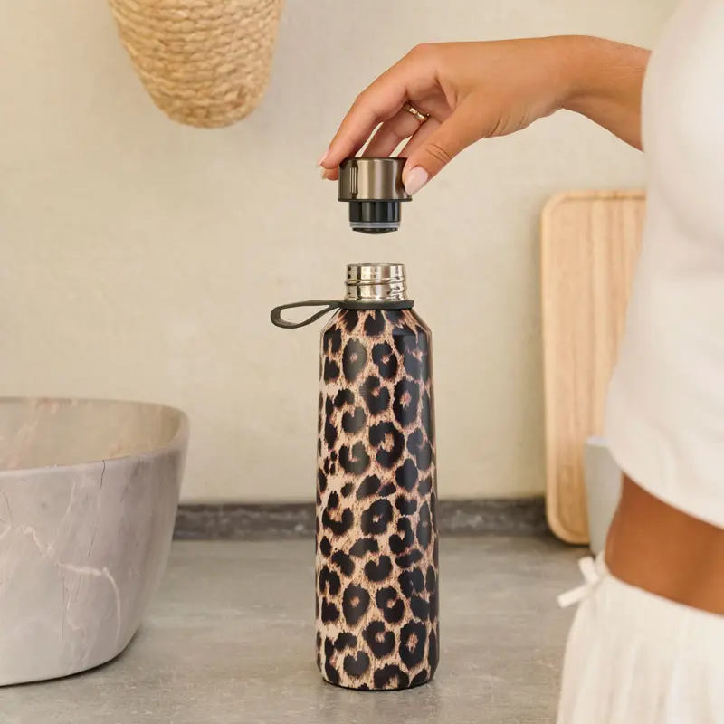 Burga Player - Vesi-/Termospullo 800ml - 2948536